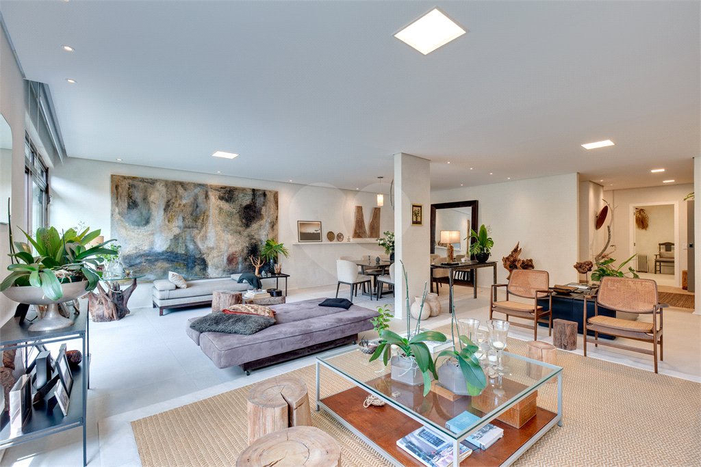 Casa à venda com 3 suítes em Alto da Boa Vista, São Paulo, SP