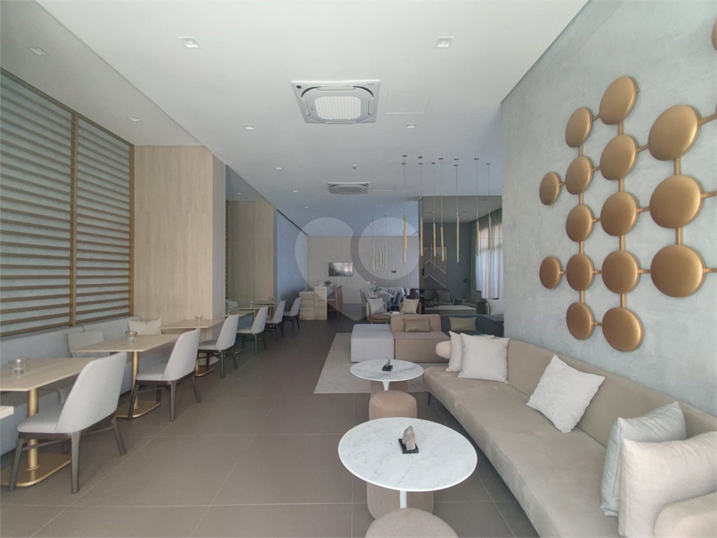 Apartamento à venda com 4 suítes em Jardim Leonor, São Paulo, SP