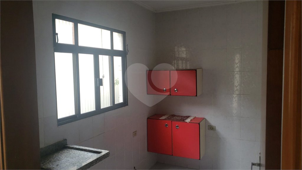 Sobrado à venda ou para alugar com 4 quartos, sendo 2 suítes, em Vila Congonhas, São Paulo, SP