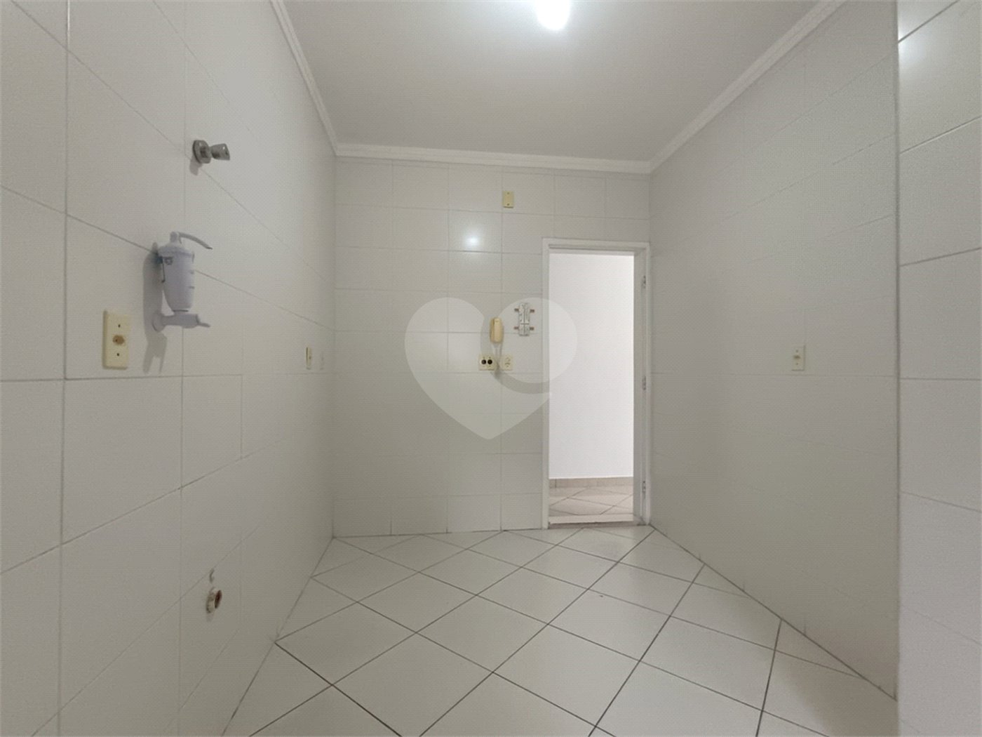 Apartamento à venda com 2 quartos, sendo 1 suíte, em Vila Barão, Sorocaba, SP