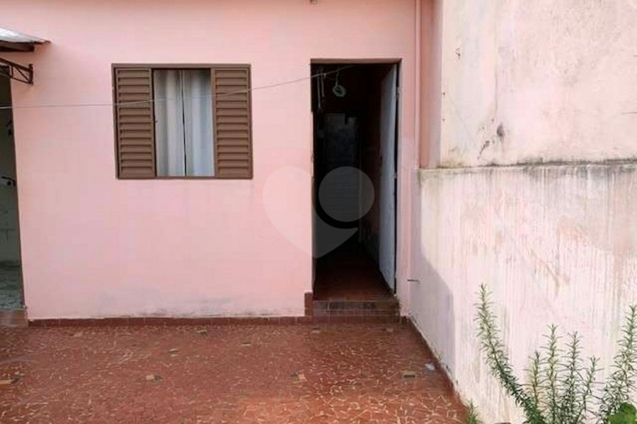 Sobrado à venda com 4 quartos no Brasilândia, São Paulo, SP