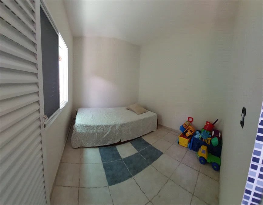 Casa Térrea à venda com 3 quartos em Vila São Paulo, Mongaguá, SP