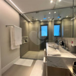 Apartamento à venda com 2 suítes em Vila Nova Conceição, São Paulo, SP