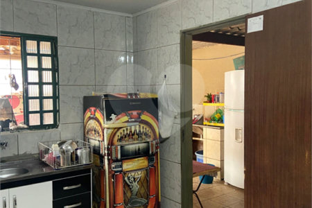 Casa à venda com 2 quartos em Jardim Cangalha, Três Lagoas, MS