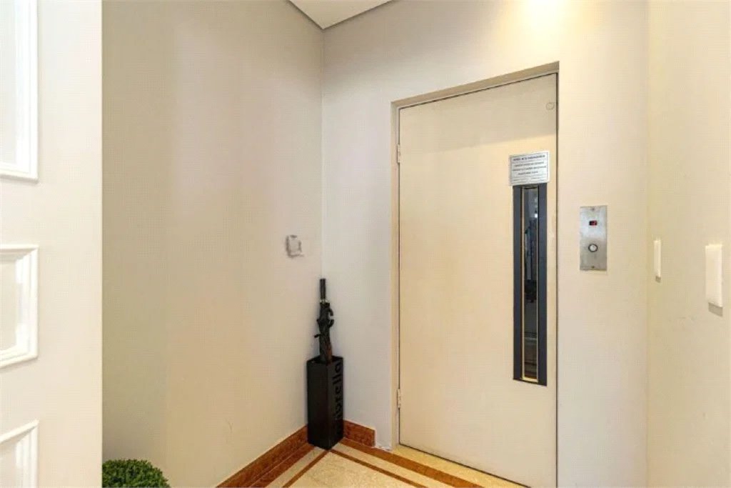 Apartamento à venda com 3 suítes em Jardim Parque Morumbi, São Paulo, SP