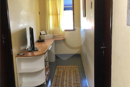 Casa à venda com 2 quartos, sendo 1 suíte, em Socorro, São Paulo, SP