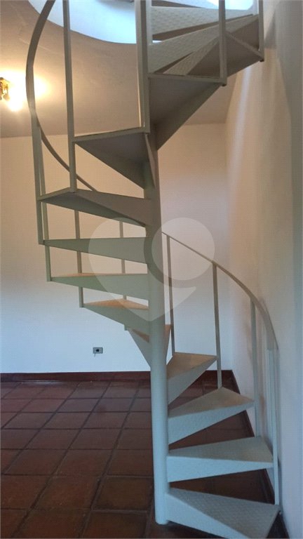 Casa à venda com 4 quartos, sendo 1 suíte, em Vila Santista, Atibaia, SP