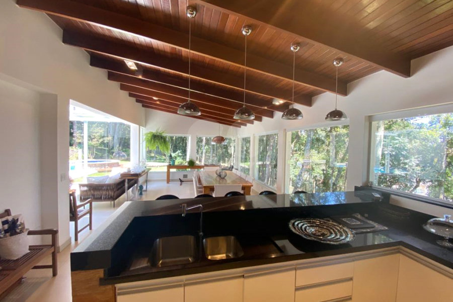 Casa à venda com 4 suítes em Serra da Cantareira, Mairiporã, SP
