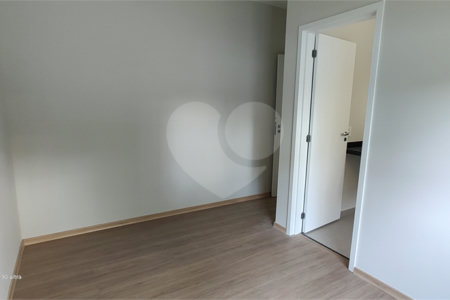 Casa à venda com 3 suítes no condomínio Reserva Ybyra, Atibaia - SP