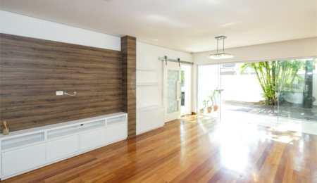 Casa à venda com 3 suítes no condomínio Villaggio Belvedere, São Paulo - SP
