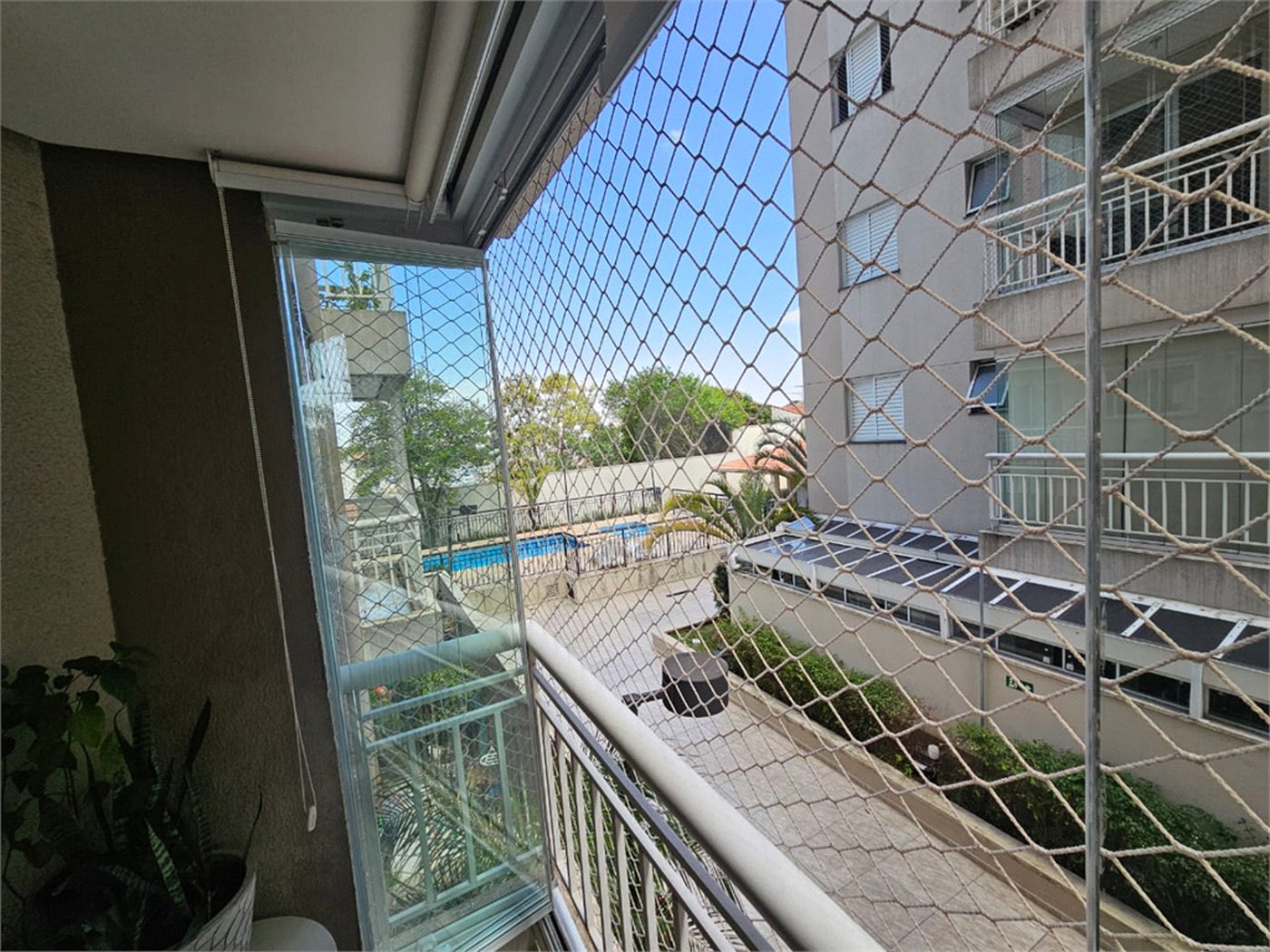 Apartamento a venda ao lado do Shopping Andorinha 2 quartos 1 vaga