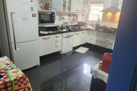 Apartamento à venda com 3 quartos, sendo 2 suítes, em Vila Uberabinha, São Paulo, SP