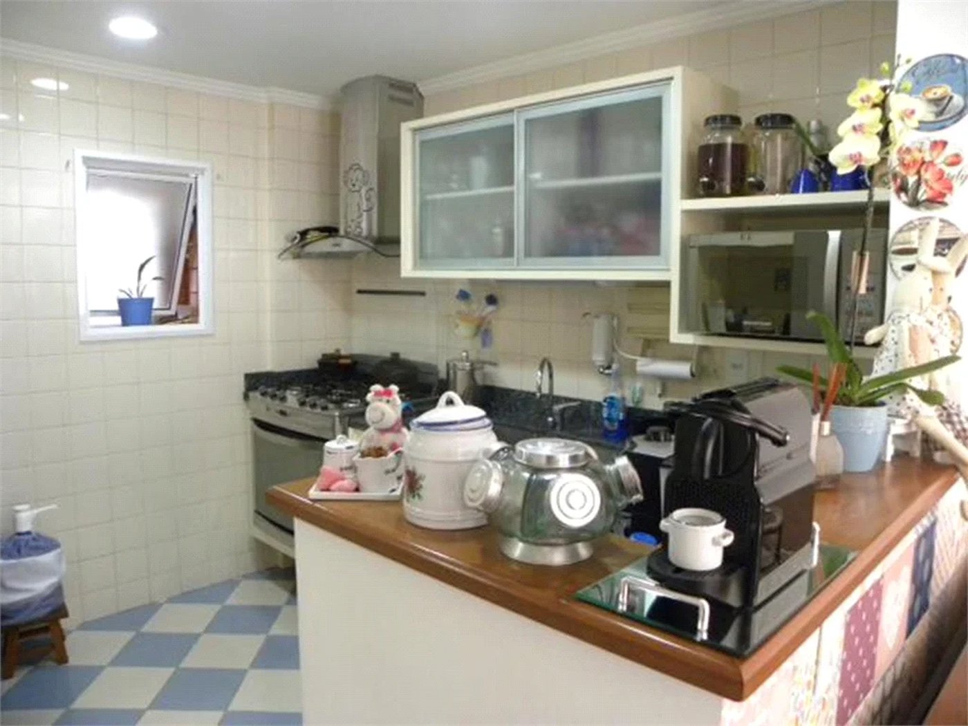 Casa à venda com 3 quartos, sendo 1 suíte, no condomínio Villas de São Francisco, São Paulo - SP
