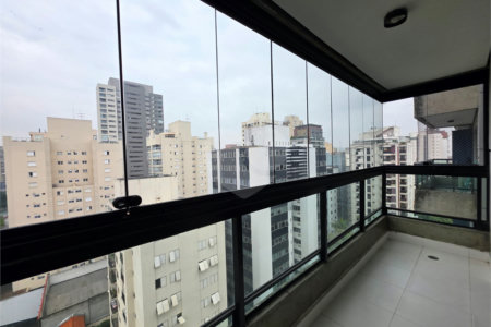 Apartamento à venda com 2 quartos, sendo 1 suíte, em Vila Olímpia, São Paulo, SP