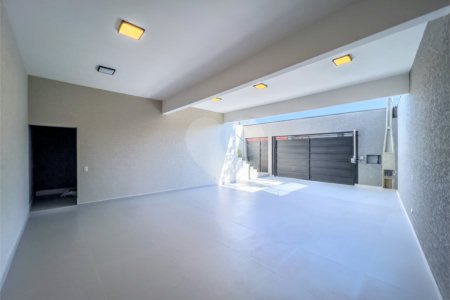 Casa à venda com 3 suítes em Jardim Paulista, Atibaia, SP