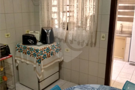 Casa à venda com 4 quartos, sendo 1 suíte, em Alto da Lapa, São Paulo, SP