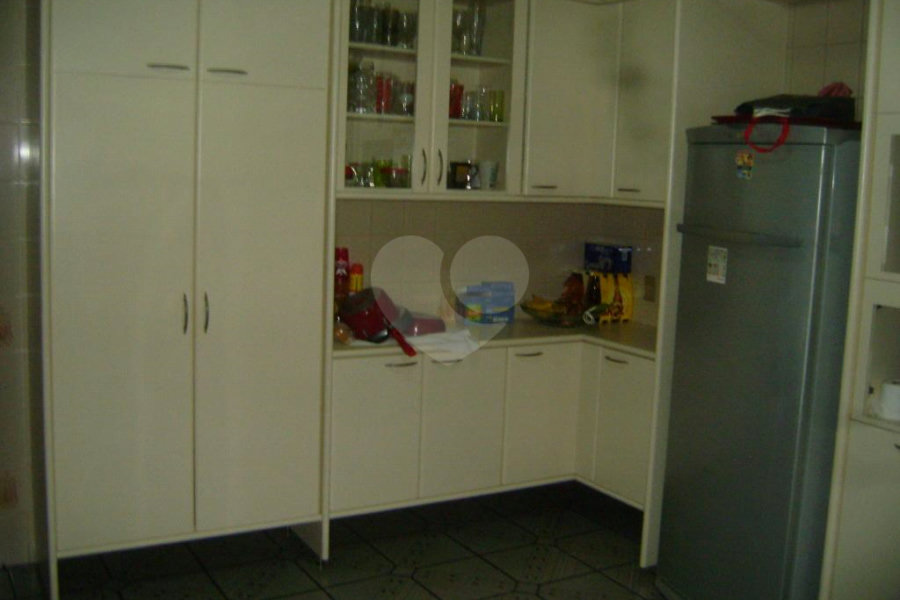 Casa à venda com 3 quartos, sendo 1 suíte, em Morumbi, São Paulo, SP