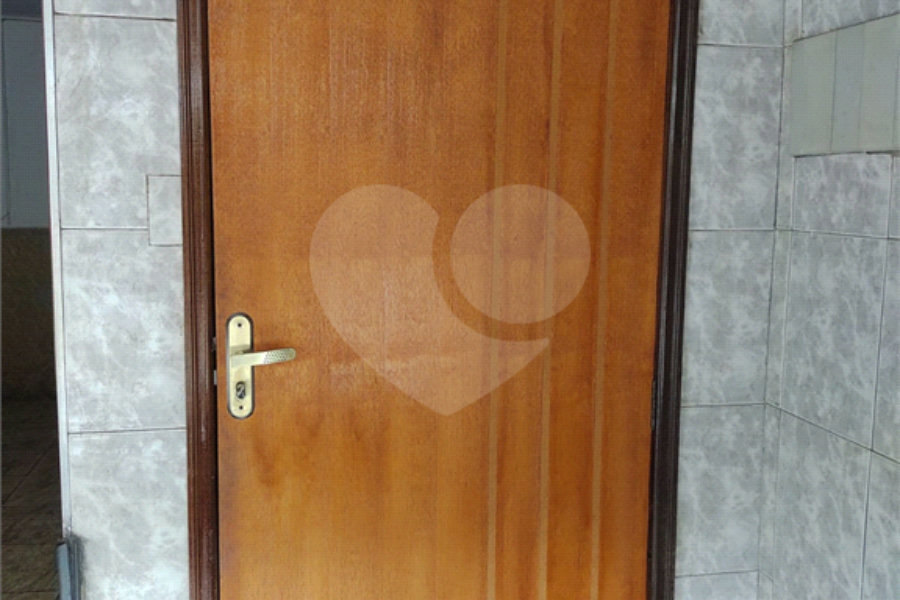Sobrado à venda com 2 quartos em Tremembé, São Paulo, SP