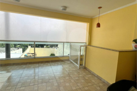 Sobrado à venda com 3 suítes em Vila Regente Feijó, São Paulo, SP