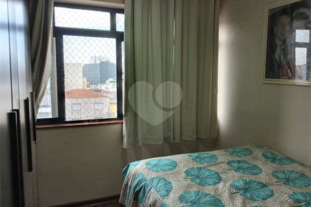 Apartamento à Venda no Bairro do Brás com 52 m² 2 quartos e armário embutido