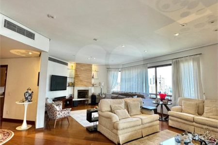 Apartamento à venda com 4 suítes em Vila Suzana, São Paulo, SP