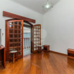Sobrado à venda com 4 quartos, sendo 2 suítes, em Jardim Franca, São Paulo, SP