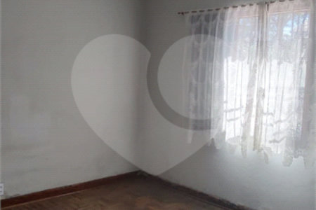 Casa à venda com 2 quartos em Jardim Santa Helena, Suzano, SP