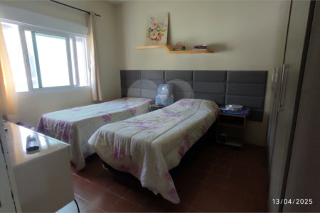 Casa à venda com 3 quartos, sendo 1 suíte, no condomínio Alpes Douro, Bom Jesus dos Perdões - SP