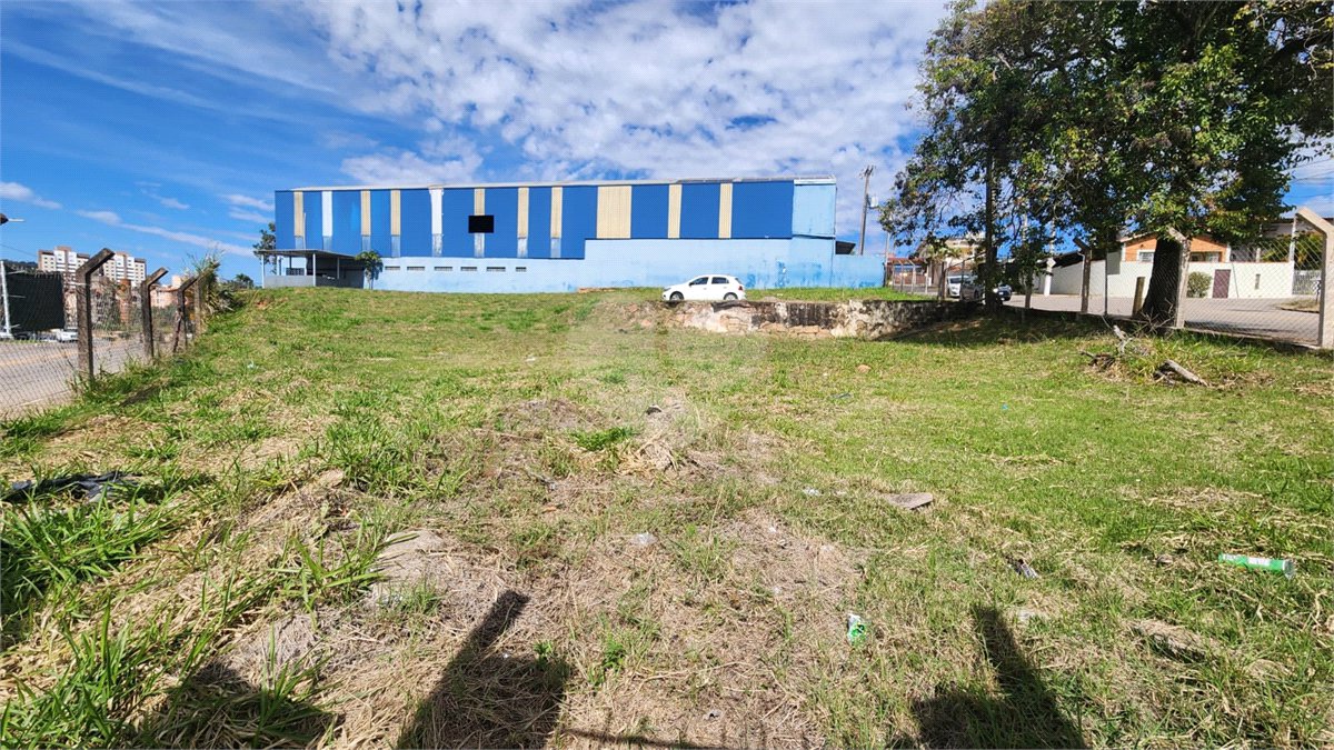 Terreno à venda em Ortizes, Valinhos, SP