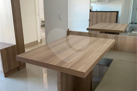 Apartamento à venda com 2 quartos, sendo 1 suíte, em Aparecidinha, Sorocaba, SP