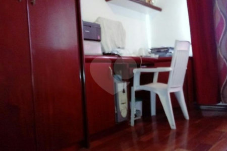 Sobrado à venda com 4 quartos, sendo 2 suítes, em Vila Nivi, São Paulo, SP