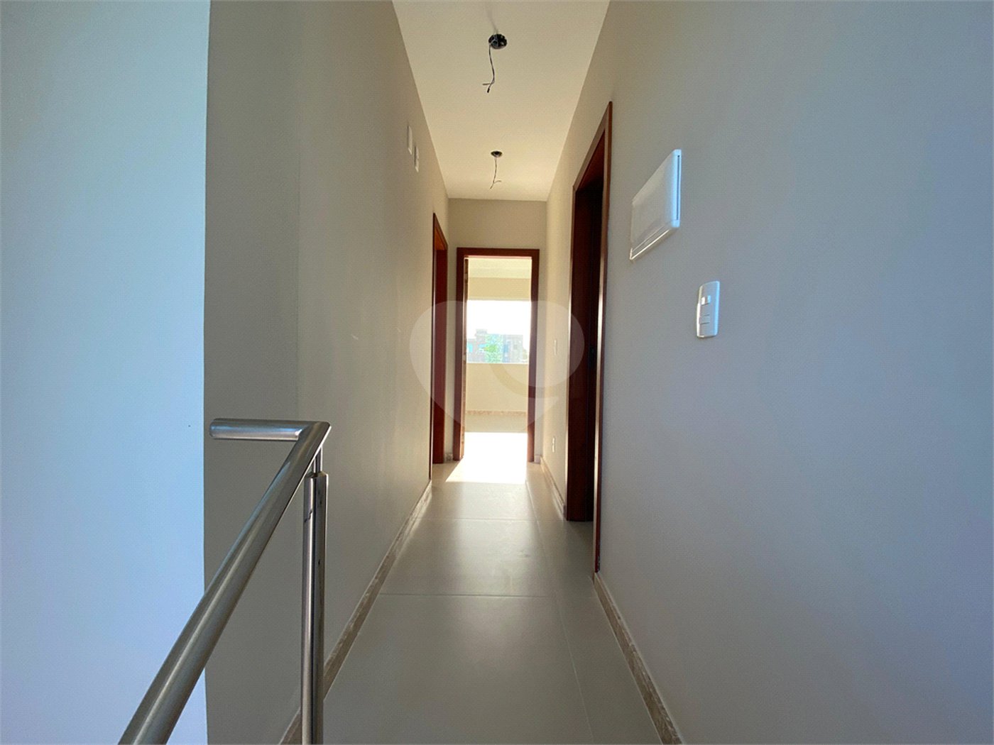 Casa à venda com 4 quartos, sendo 3 suítes, em Orla Norte, Porto Seguro, BA