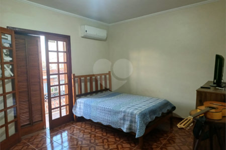 Sobrado à venda com 3 quartos, sendo 1 suíte, em Jardim Regina, Indaiatuba, SP