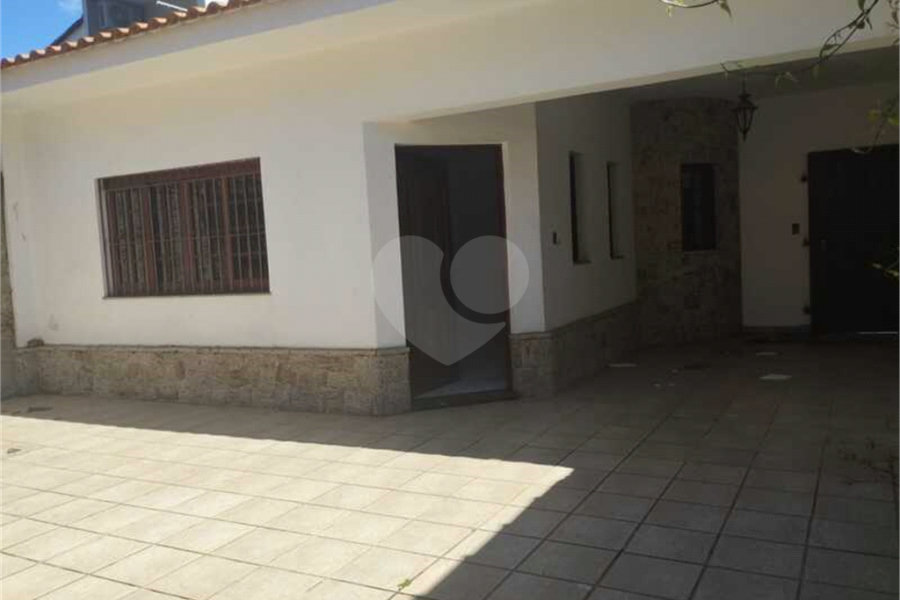 Casa à venda com 4 quartos, sendo 1 suíte,  em Santana, São Paulo, SP