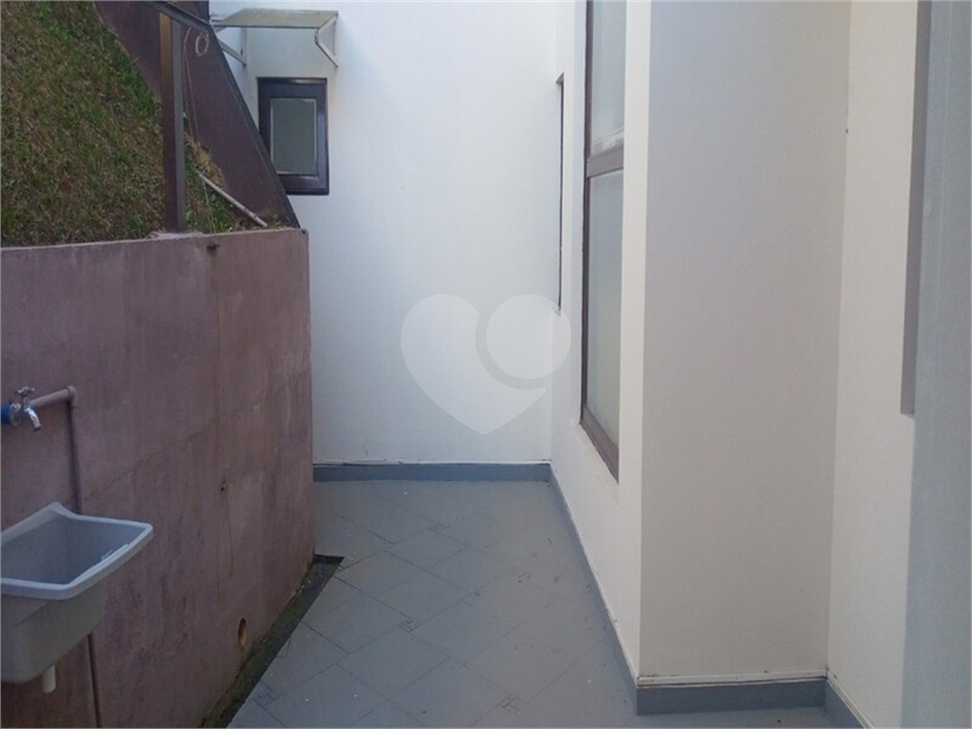 Casa à venda com 5 suítes em Serra da Cantareira, Mairiporã, SP
