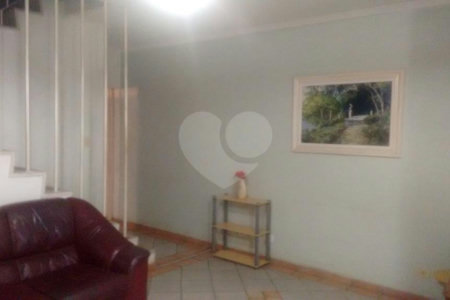 Sobrado à venda com 4 quartos, sendo 1 suíte, em Campo Belo, São Paulo, SP