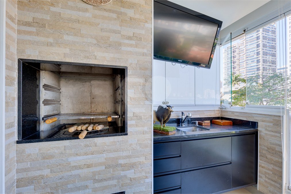Apartamento à venda ou para alugar com 3 suítes em Brooklin, São Paulo, SP