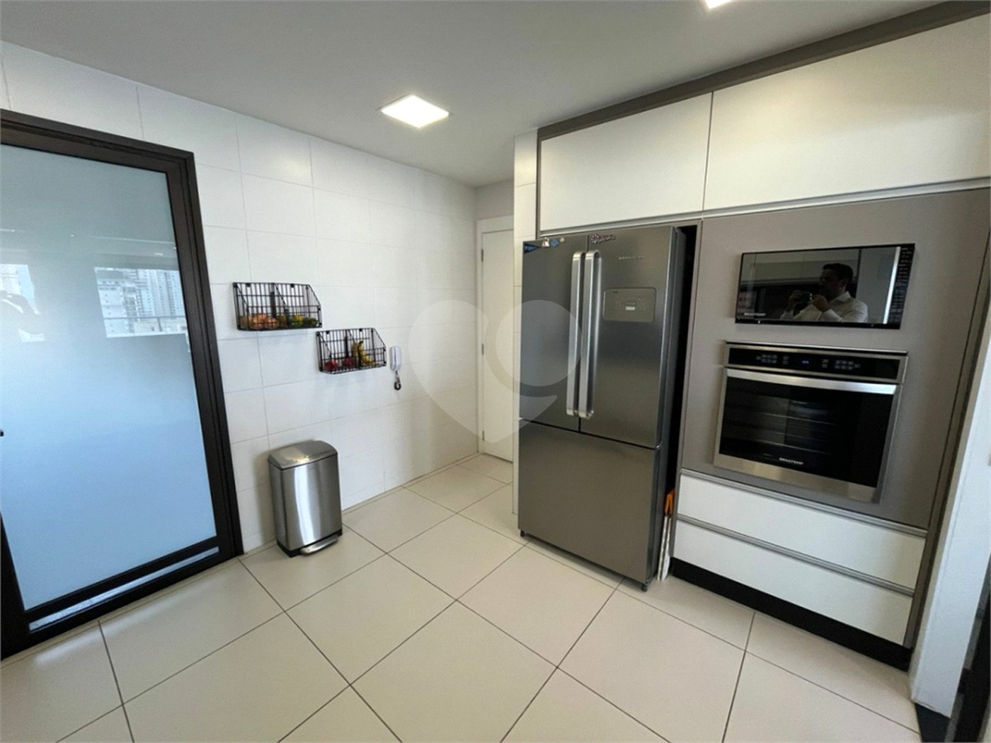 Apartamento à venda com 3 suítes em Campo Belo, São Paulo, SP