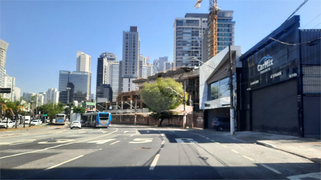Terreno à venda em Brooklin, São Paulo, SP