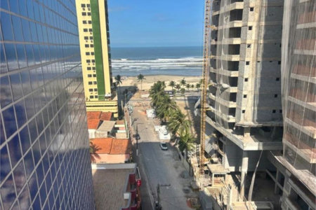 Apartamento Residencial à venda, Vila Guilhermina, Praia Grande - AP1374.