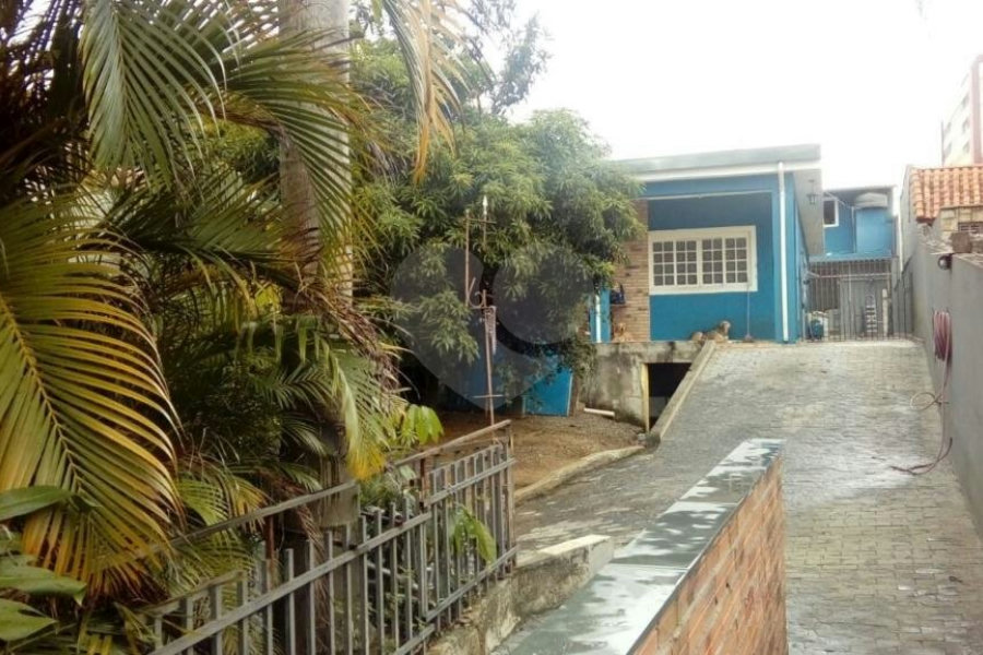 Casa Térrea à venda com 3 quartos, sendo 1 suíte, em Santa Terezinha, São Paulo, SP