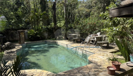 Casa à venda com 4 quartos no condomínio Parque Suiça, Caieiras - SP
