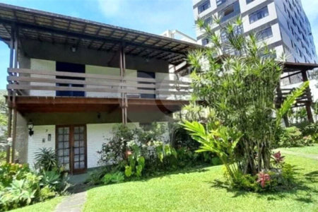 Casa à venda com 3 quartos, sendo 1 suíte,  em Corta Vento, Teresópolis, RJ