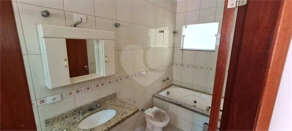 Casa à venda com 4 quartos, sendo 2 suítes, em Vila Nair, São Paulo, SP