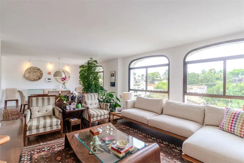 Apartamento à venda com 3 suítes em Vila Morumbi, São Paulo, SP