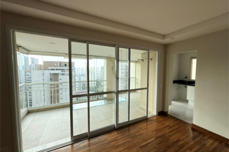 Apartamento à venda com 3 suítes em Vila Andrade, São Paulo, SP