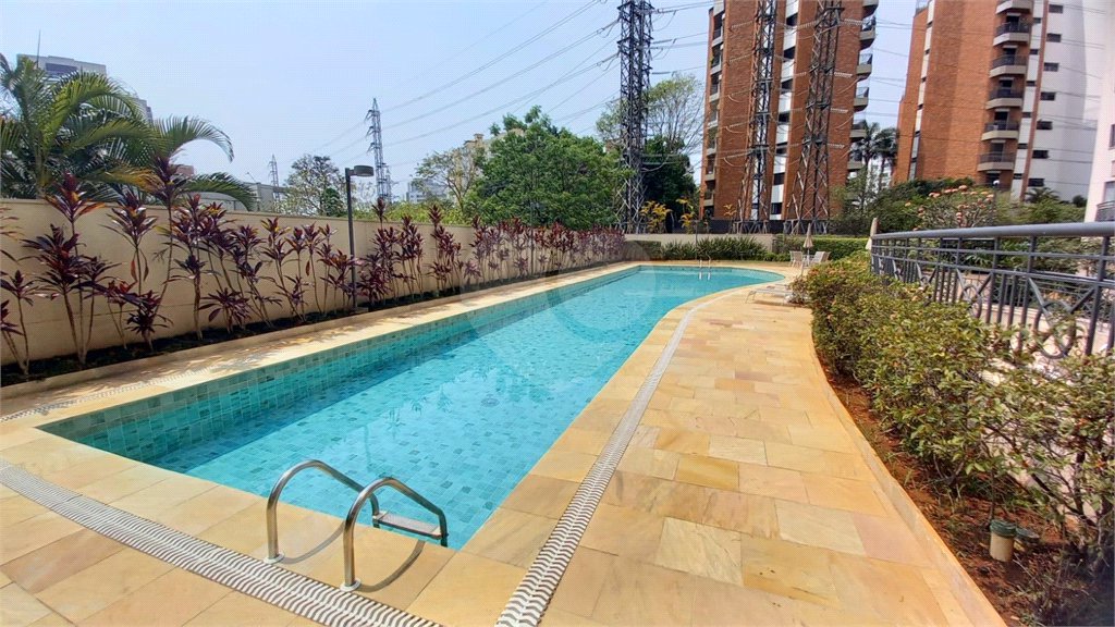 Apartamento à venda com 4 quartos, sendo 1 suíte, em Vila Leopoldina, São Paulo, SP