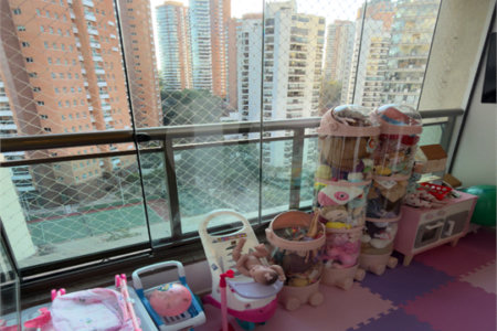 Apartamento à venda ou para alugar com 4 suítes em Jardim Fonte do Morumbi, São Paulo, SP