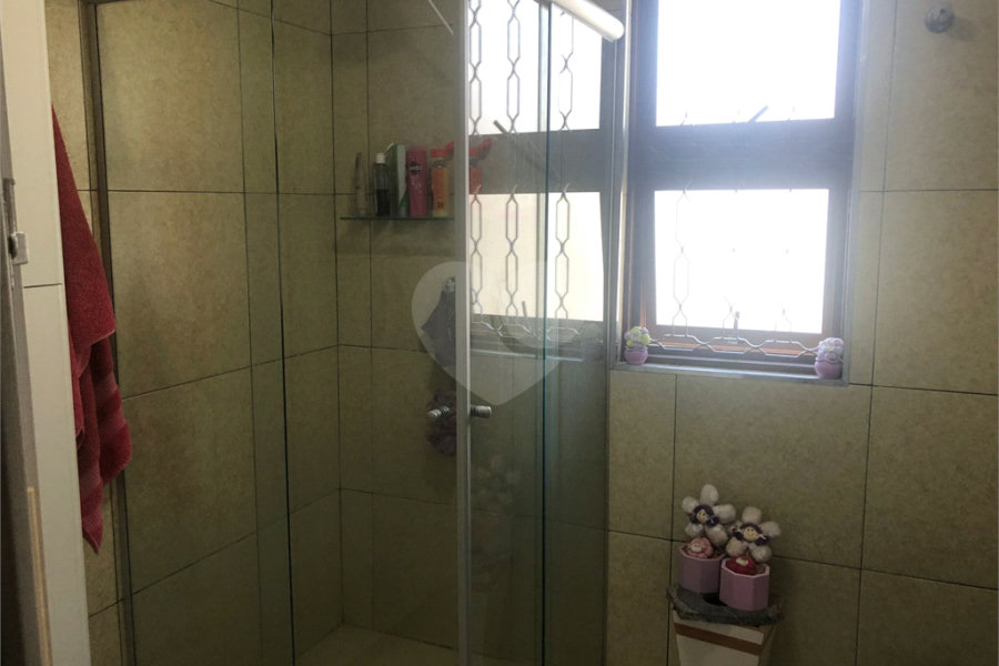 Sobrado à venda com 4 quartos, sendo 1 suíte, em Sumaré, São Paulo, SP