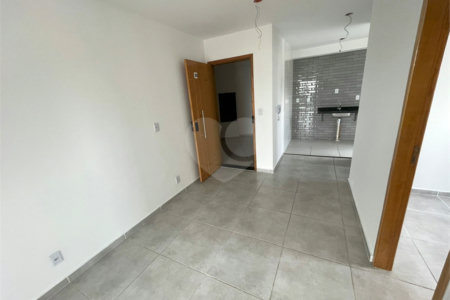 Apartamento à venda com 2 quartos em Vila Guilhermina, São Paulo, SP